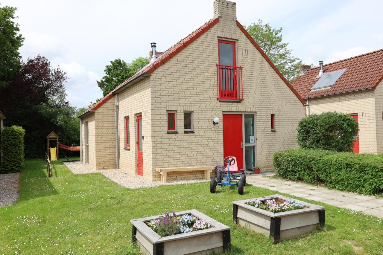 7 Person House With Garden, Firepit, Swimming Lake, Hammock, Child Friendly, In- And Outside Playground, Slide, And Great Coffee Ewijk Exterior foto